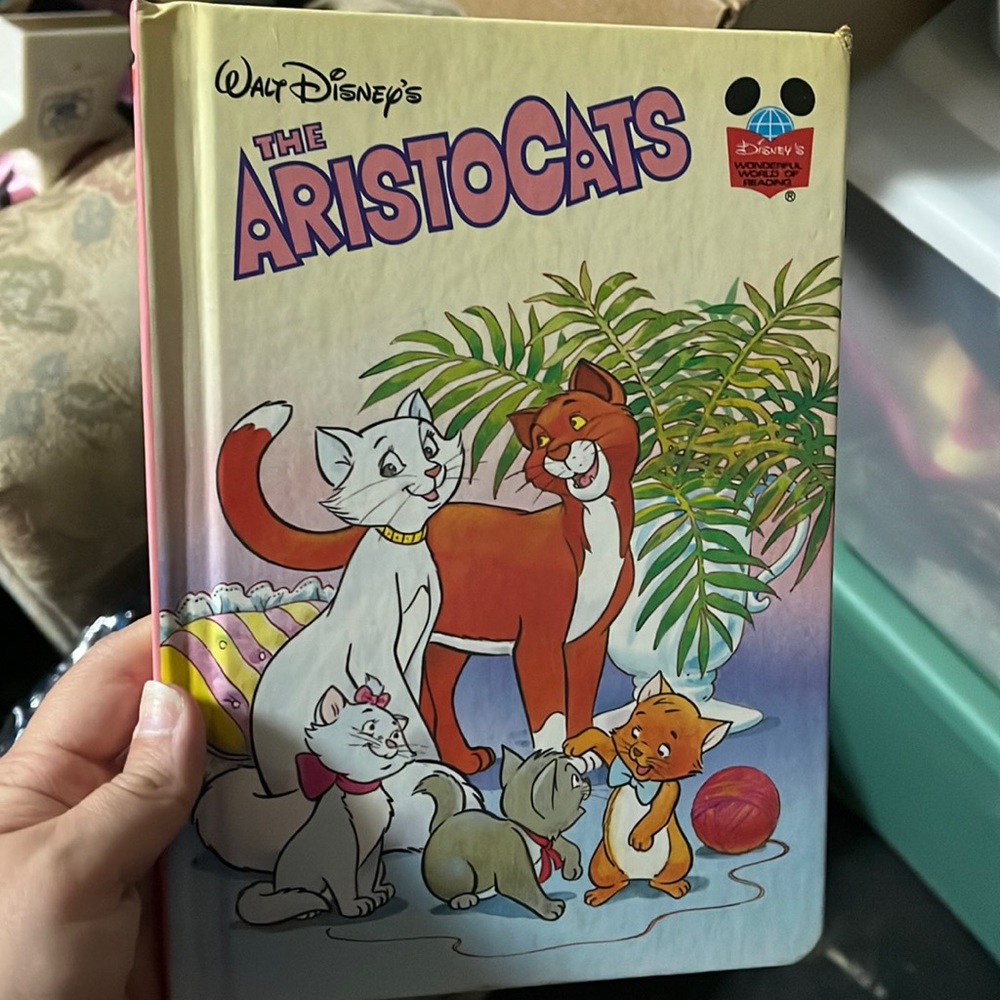 Disney’s Aristocrats Book
